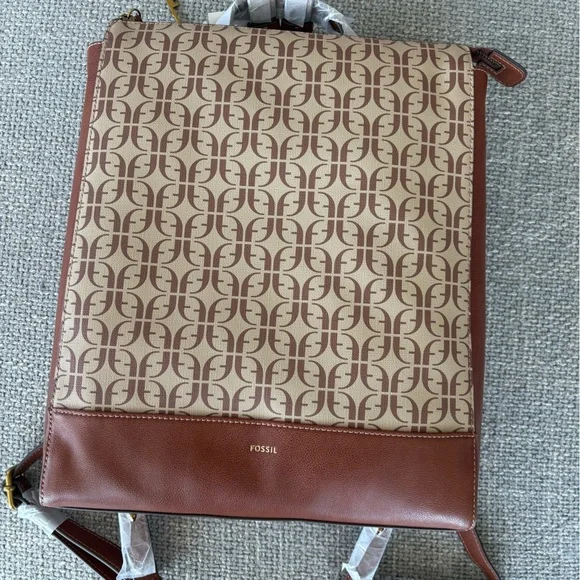 Fossil Elina Convertible Backpack Beige/Brown SHB2976268 brand new with tag - Picture 6 of 16